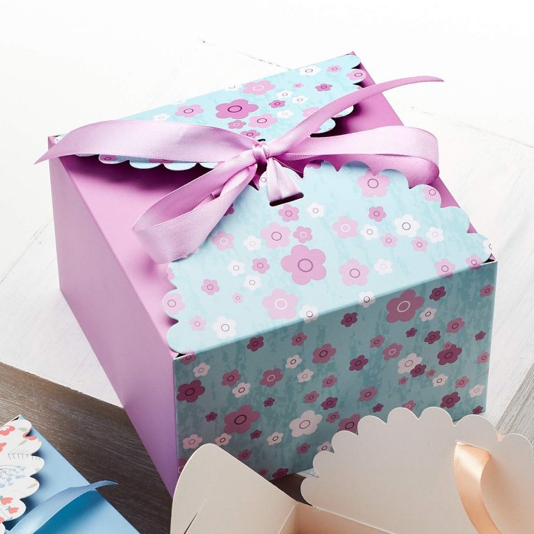 Gift Decorative Treat Boxes (20 Pack)